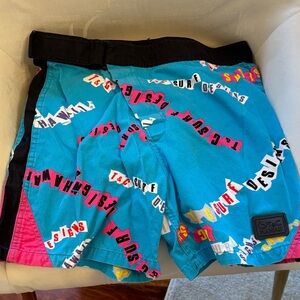 Vintage T&C Surf Co Hawai’i graphic Shorts